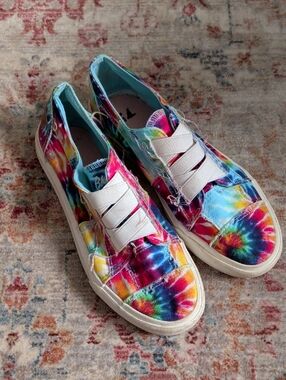 Blow Fish Tie-Dye Slip-On Women’s Sneakers — Multicolor